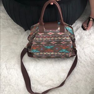 Aztec patterned carpet bag